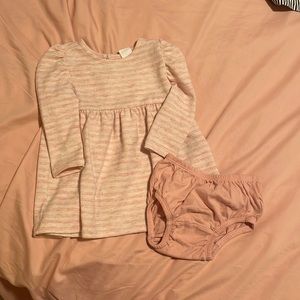 Baby gap size 6-12 months pink stripe long sleeve dress with matching bloomers